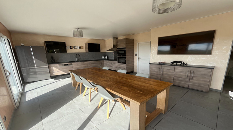 Ma-Cabane - Vente Maison SAINT-MAGNE-DE-CASTILLON, 175 m²