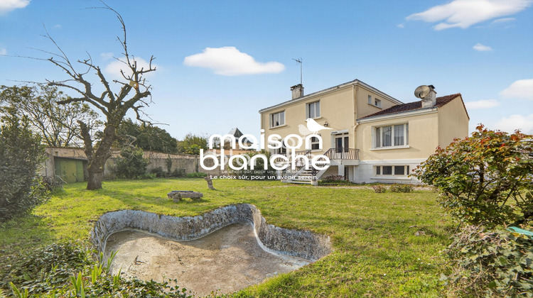 Ma-Cabane - Vente Maison Saint-Maixent-l'École, 200 m²