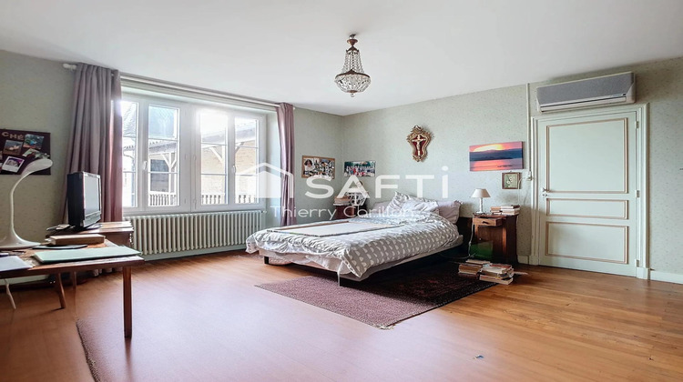 Ma-Cabane - Vente Maison Saint-Maixent-l'Ecole, 377 m²