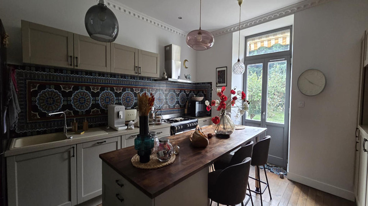 Ma-Cabane - Vente Maison SAINT-MAIXENT-L'ECOLE, 267 m²