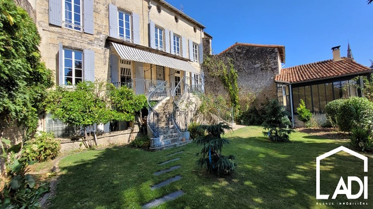 Ma-Cabane - Vente Maison SAINT-MAIXENT-L'ECOLE, 445 m²