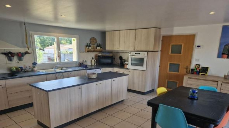 Ma-Cabane - Vente Maison Saint-Maixent-sur-Vie, 150 m²