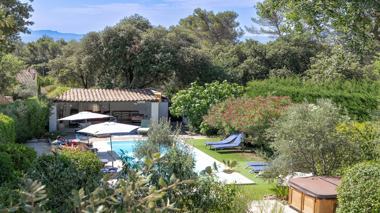 Ma-Cabane - Vente Maison Saint-Marc-Jaumegarde, 260 m²