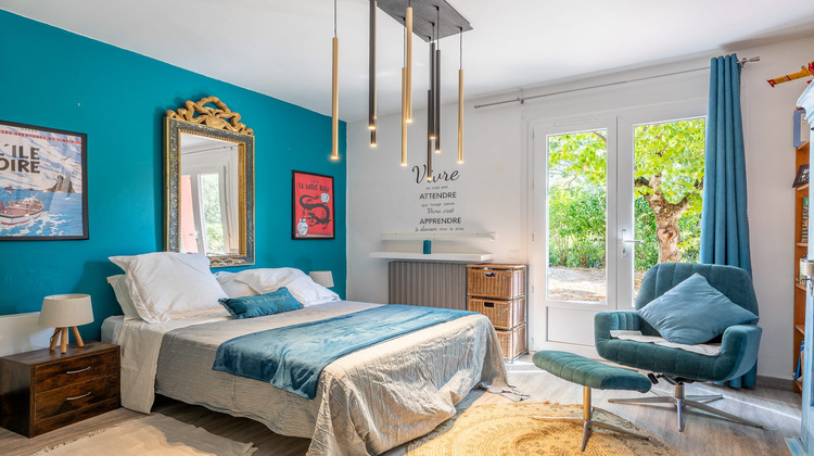 Ma-Cabane - Vente Maison Saint-Marc-Jaumegarde, 260 m²