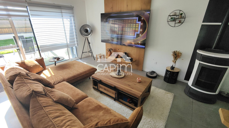 Ma-Cabane - Vente Maison SAINT-MARC-LE-BLANC, 127 m²