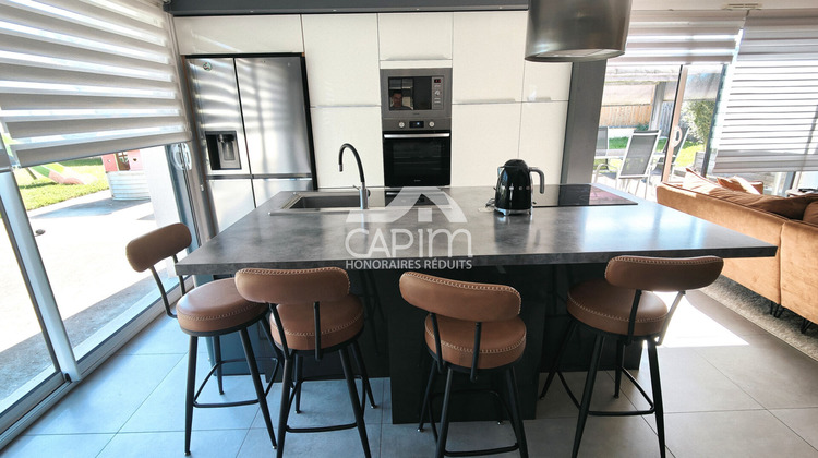 Ma-Cabane - Vente Maison SAINT-MARC-LE-BLANC, 127 m²