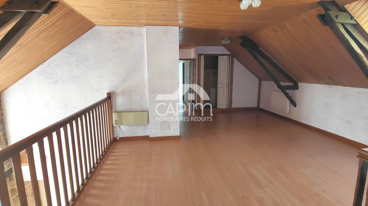 Ma-Cabane - Vente Maison SAINT-MARC-LE-BLANC, 177 m²
