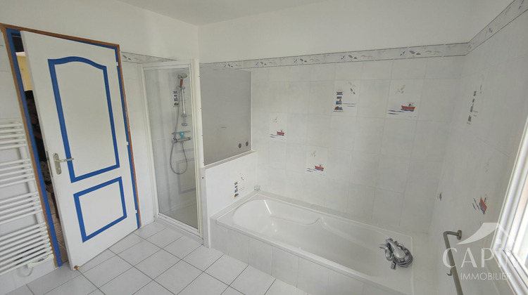 Ma-Cabane - Vente Maison SAINT-MARC-LE-BLANC, 185 m²
