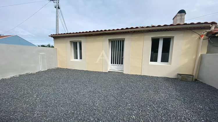 Ma-Cabane - Vente Maison SAINT-MARS-DE-COUTAIS, 39 m²
