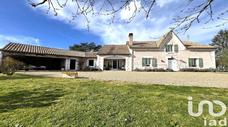 Ma-Cabane - Vente Maison Saint Martial d'Artenset, 257 m²