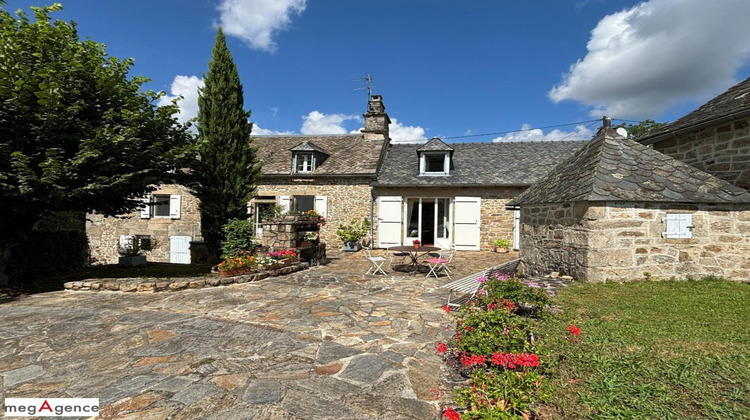 Ma-Cabane - Vente Maison SAINT MARTIAL DE GIMEL, 212 m²