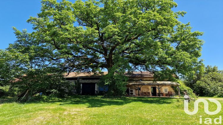 Ma-Cabane - Vente Maison Saint-Martial-de-Valette, 214 m²