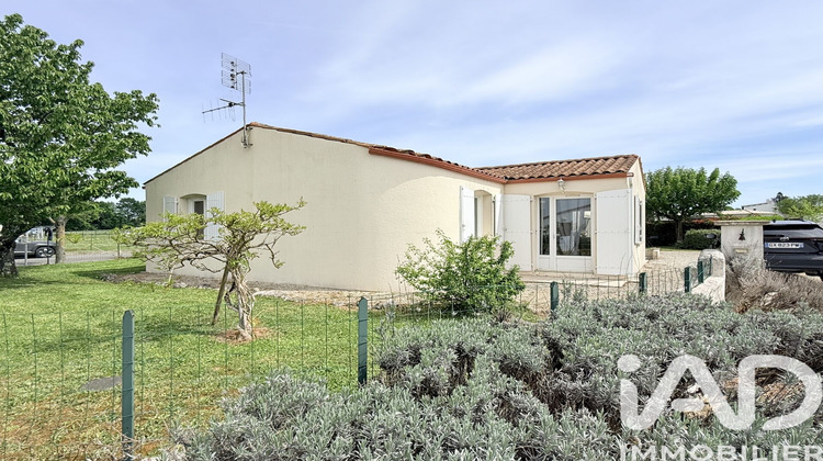 Ma-Cabane - Vente Maison Saint-Martial-de-Vitaterne, 82 m²