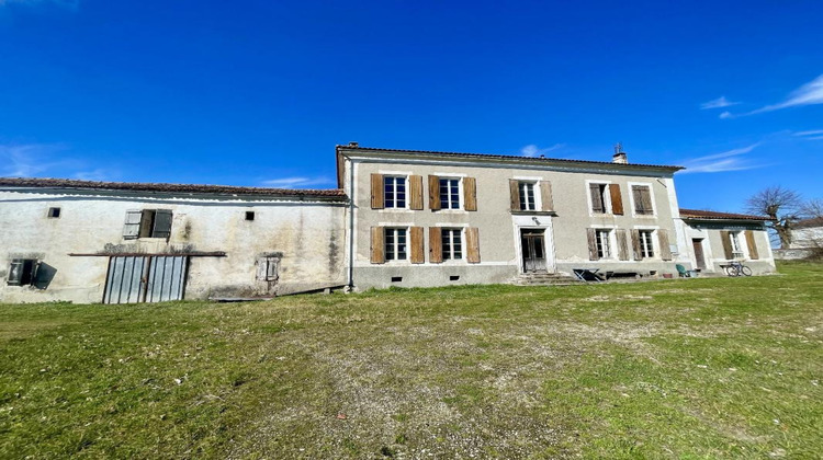 Ma-Cabane - Vente Maison SAINT MARTIAL SUR NE, 207 m²