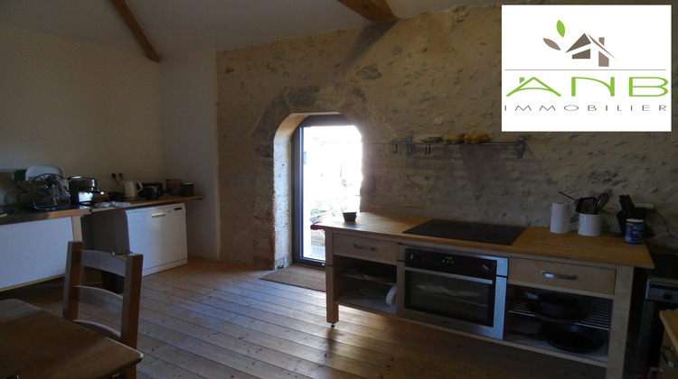 Ma-Cabane - Vente Maison Saint-Martial-Viveyrol, 180 m²