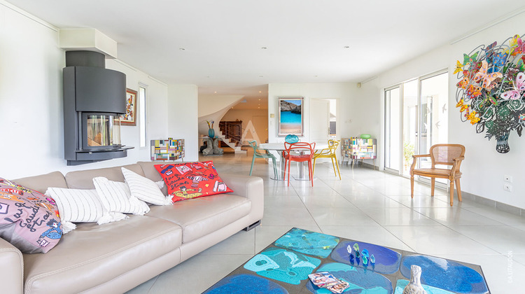 Ma-Cabane - Vente Maison SAINT-MARTIN-BELLE-ROCHE, 207 m²