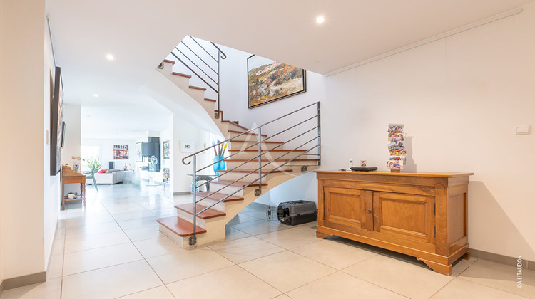 Ma-Cabane - Vente Maison SAINT-MARTIN-BELLE-ROCHE, 207 m²