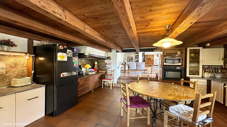 Ma-Cabane - Vente Maison SAINT-MARTIN-BELLEVUE, 227 m²