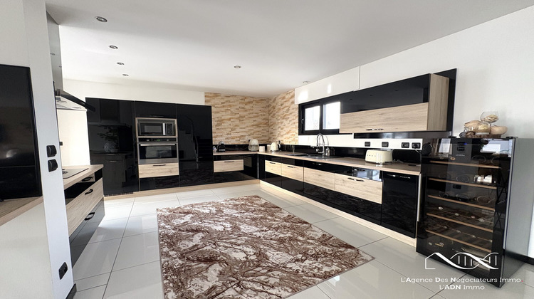 Ma-Cabane - Vente Maison Saint-Martin-d'Abbat, 144 m²