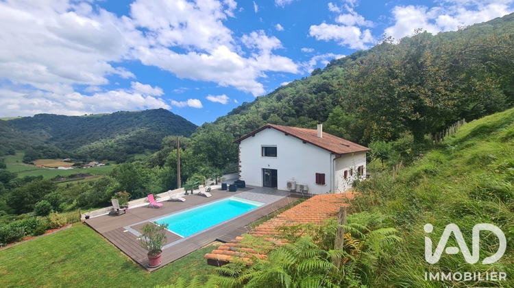 Ma-Cabane - Vente Maison Saint-Martin-d'Arrossa, 240 m²