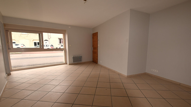 Ma-Cabane - Vente Maison SAINT-MARTIN-D'ESTREAUX, 75 m²