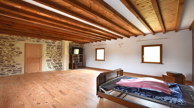 Ma-Cabane - Vente Maison SAINT-MARTIN-D'ESTREAUX, 145 m²