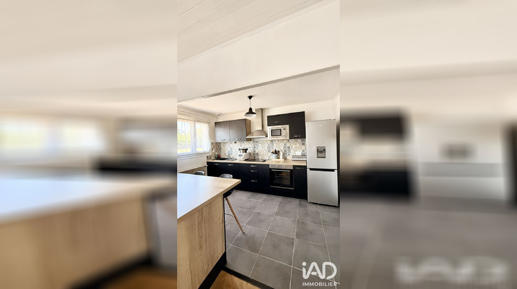 Ma-Cabane - Vente Maison Saint-Martin-d'Estréaux, 93 m²
