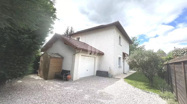 Ma-Cabane - Vente Maison Saint-Martin-d'Hères, 107 m²