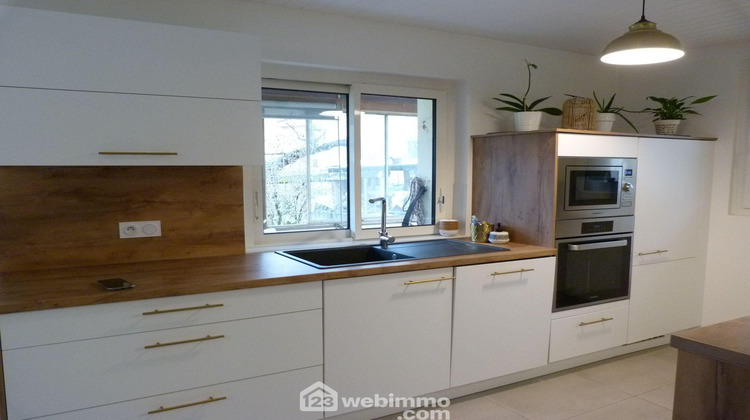 Ma-Cabane - Vente Maison Saint-Martin-d'Hères, 248 m²
