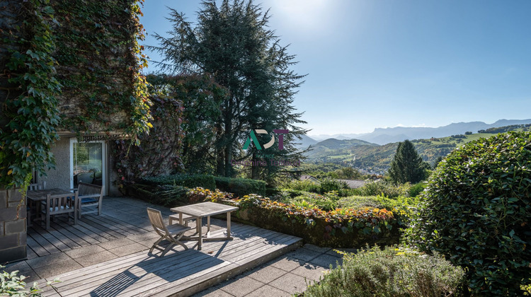 Ma-Cabane - Vente Maison Saint-Martin-d'Uriage, 219 m²