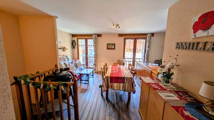 Ma-Cabane - Vente Maison SAINT MARTIN DE BELLEVILLE, 82 m²