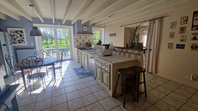 Ma-Cabane - Vente Maison Saint-Martin-de-Bernegoue, 199 m²