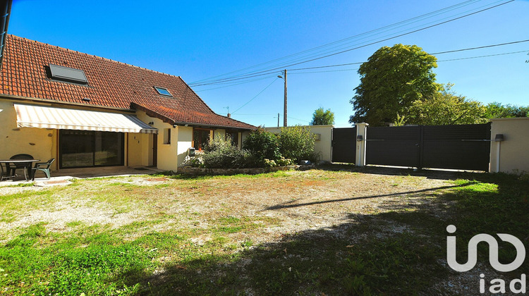 Ma-Cabane - Vente Maison Saint-Martin-de-Bossenay, 150 m²