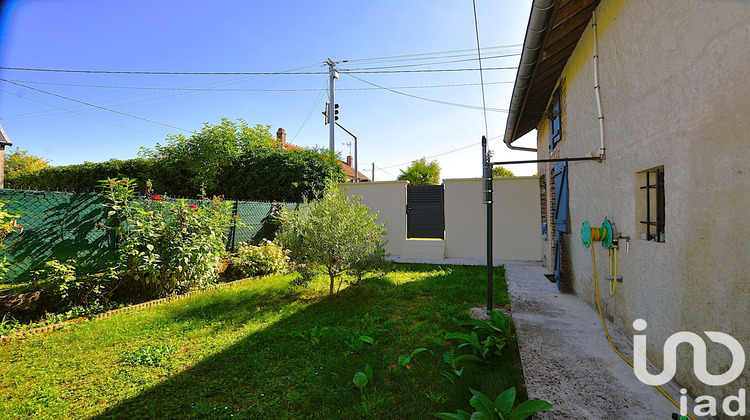 Ma-Cabane - Vente Maison Saint-Martin-de-Bossenay, 150 m²