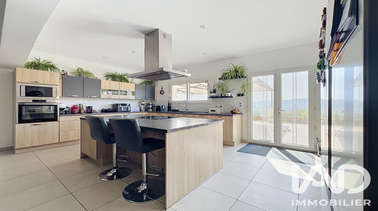 Ma-Cabane - Vente Maison Saint-Martin-de-Castillon, 198 m²