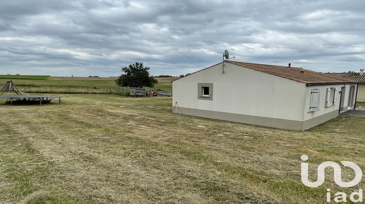 Ma-Cabane - Vente Maison Saint-Martin-de-Coux, 90 m²