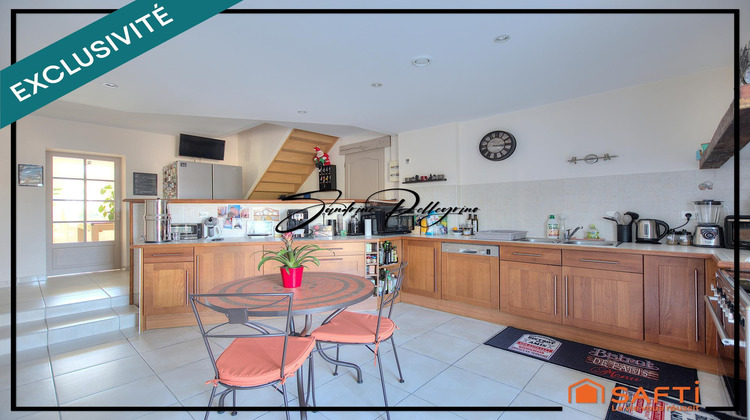 Ma-Cabane - Vente Maison Saint-Martin-de-Coux, 460 m²