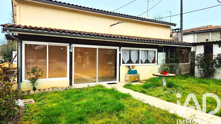 Ma-Cabane - Vente Maison Saint-Martin-de-Coux, 135 m²