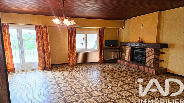 Ma-Cabane - Vente Maison Saint-Martin-de-Coux, 135 m²