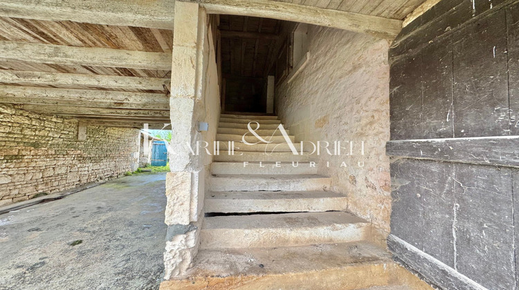 Ma-Cabane - Vente Maison Saint-Martin-de-Fraigneau, 284 m²