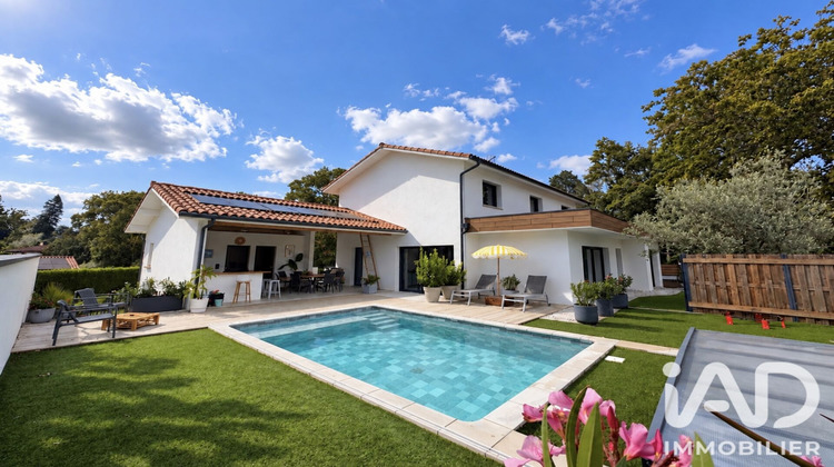 Ma-Cabane - Vente Maison Saint-Martin-de-Hinx, 198 m²
