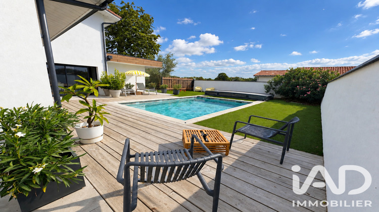 Ma-Cabane - Vente Maison Saint-Martin-de-Hinx, 198 m²