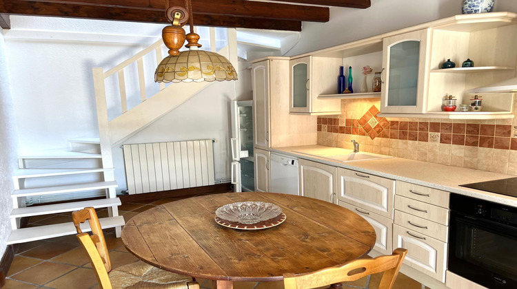 Ma-Cabane - Vente Maison Saint-Martin-de-Juillers, 250 m²