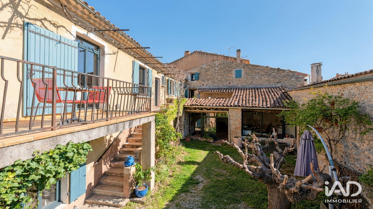 Ma-Cabane - Vente Maison Saint-Martin-de-la-Brasque, 218 m²