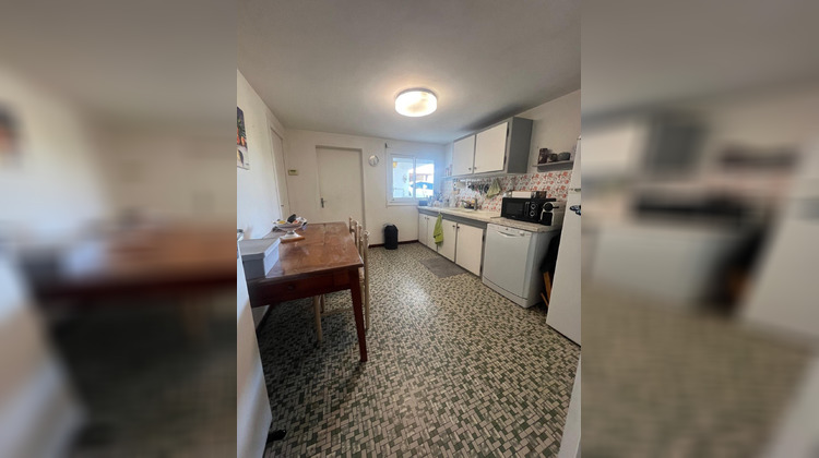 Ma-Cabane - Vente Maison Saint-Martin-de-Laye, 209 m²