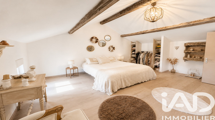Ma-Cabane - Vente Maison Saint-Martin-de-Laye, 195 m²