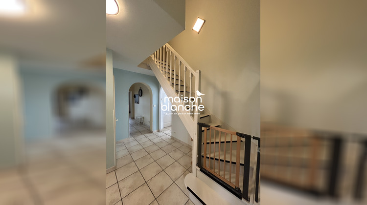 Ma-Cabane - Vente Maison Saint-Martin-de-Laye, 149 m²