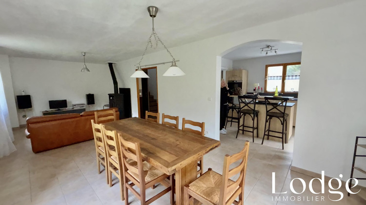 Ma-Cabane - Vente Maison Saint-Martin-de-Queyrières, 120 m²