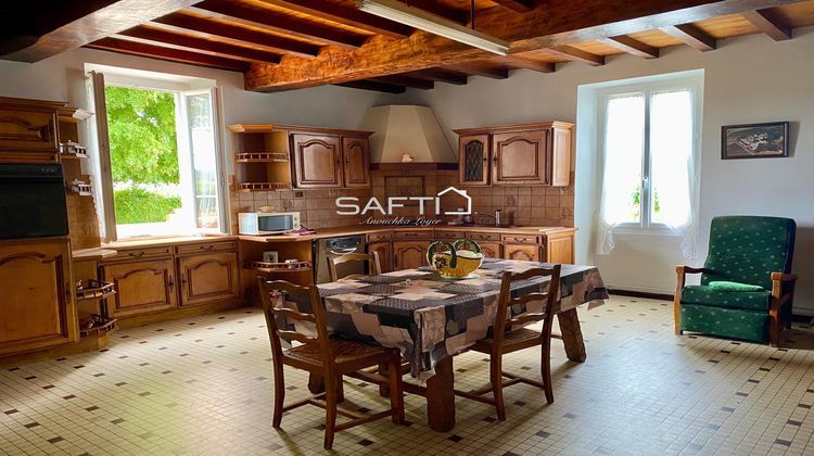 Ma-Cabane - Vente Maison Saint-Martin-de-Sescas, 280 m²