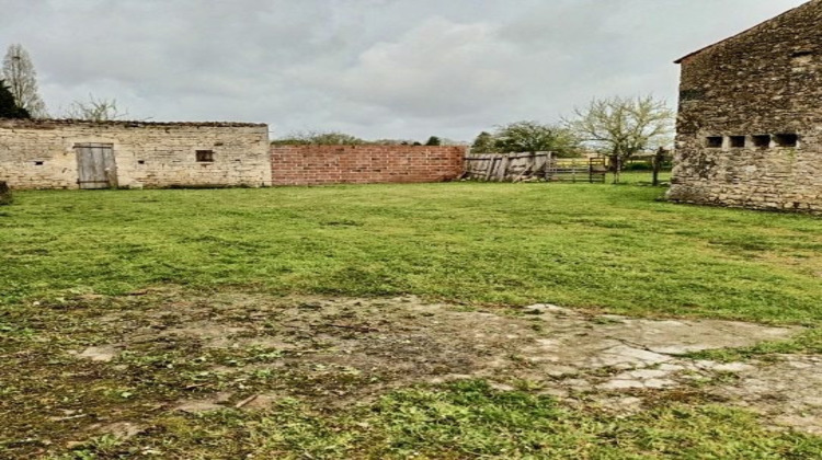 Ma-Cabane - Vente Maison Saint-Martin-des-Fontaines, 108 m²